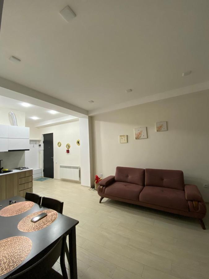 Valkhida'S Apartment Kutaisi Exteriör bild